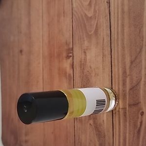 Aventus Her (W) Aroma Similar All Natural Body Oil - 1/3 oz Rollerball